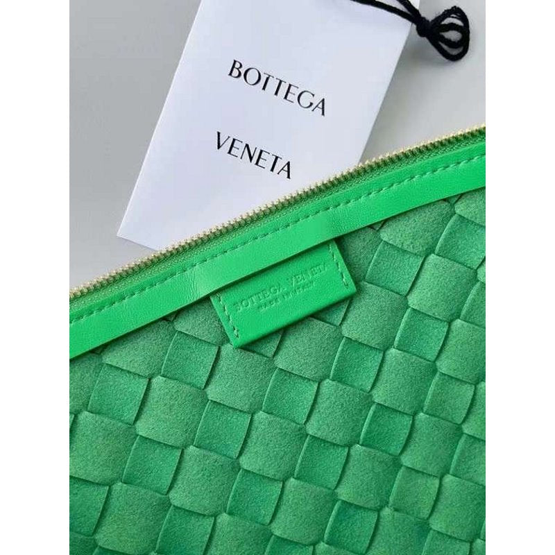Bottega Veneta Turn Shoulder Bag BG02188