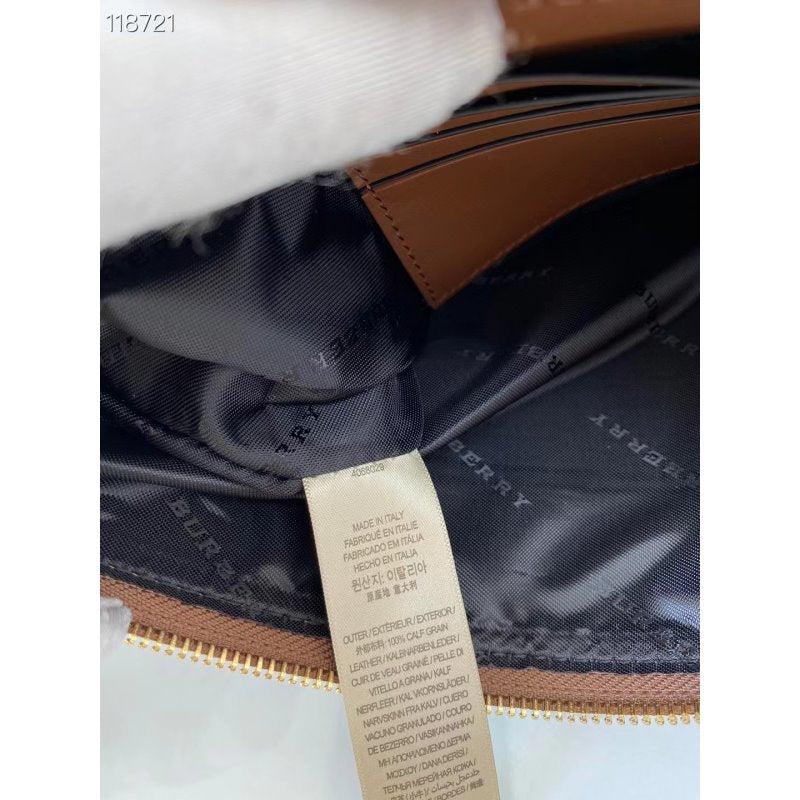 Burberry Leather Clutch Bag BBR00274