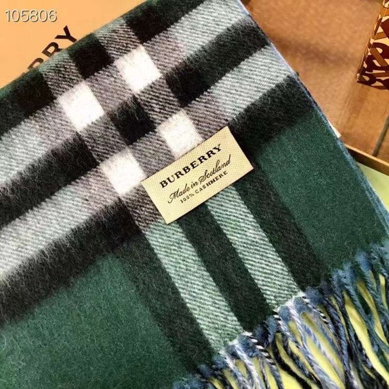 Burberry Wool Scarf SS001162