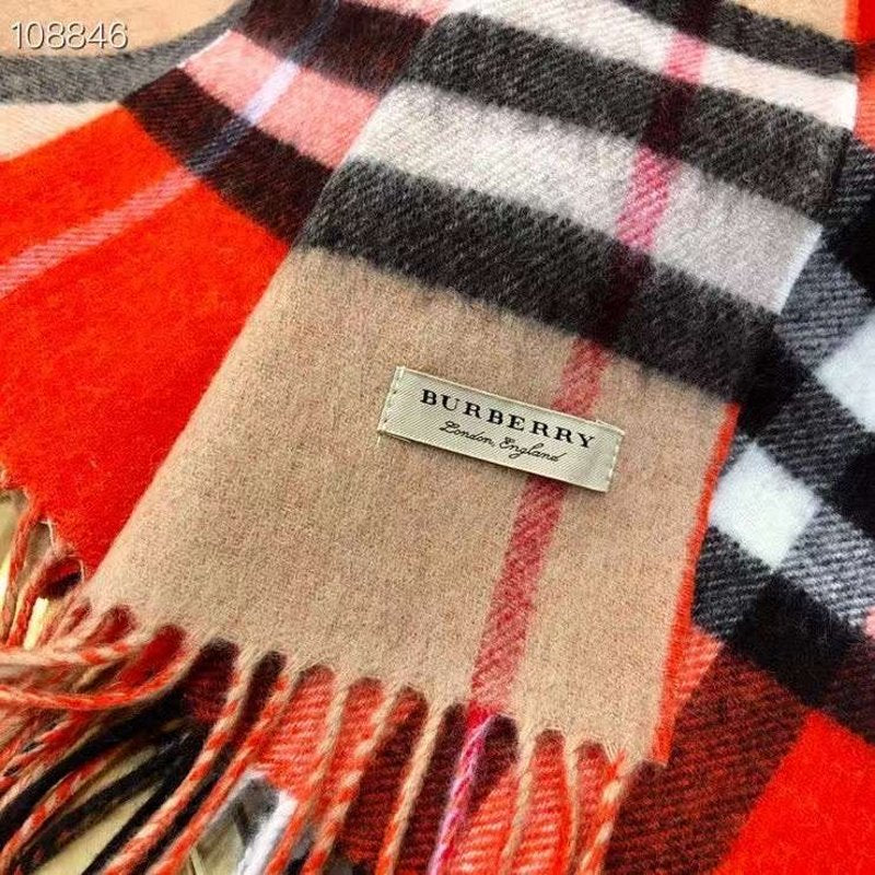 Burberry Wool Scarf SS001165