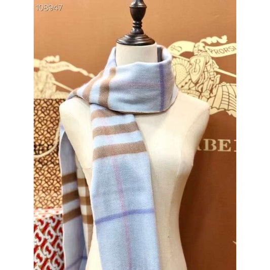 Burberry Wool and Cashmere Scarf SS001188