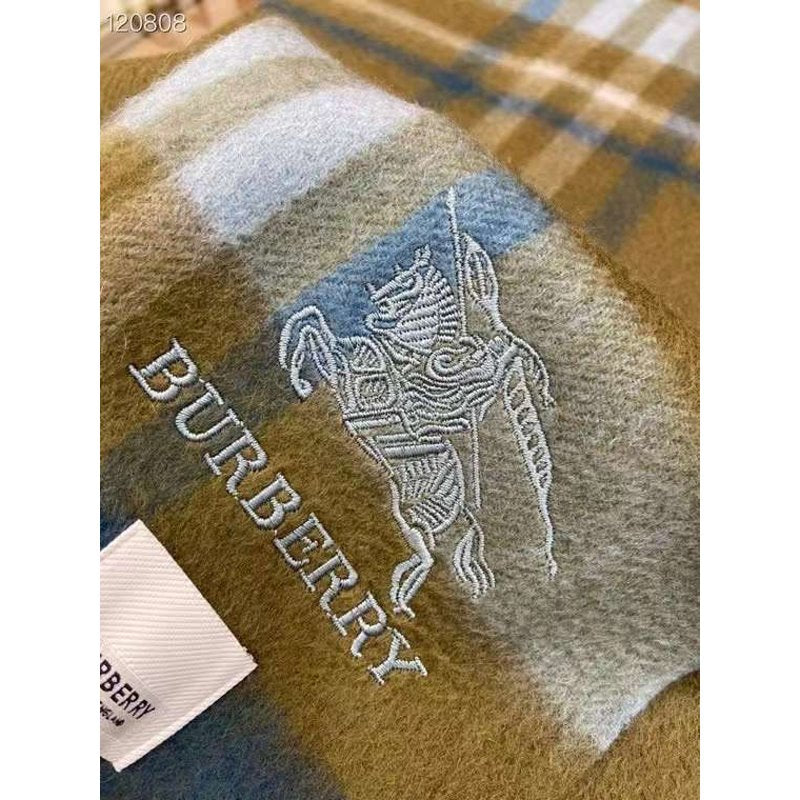 Burberry Wool and Cashmere Scarf SS001201