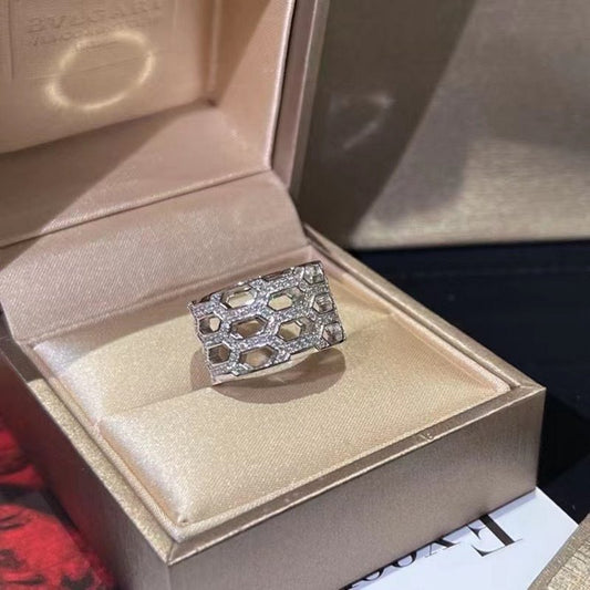 Bvlgari Serpentine Diamond Ring JWL00858