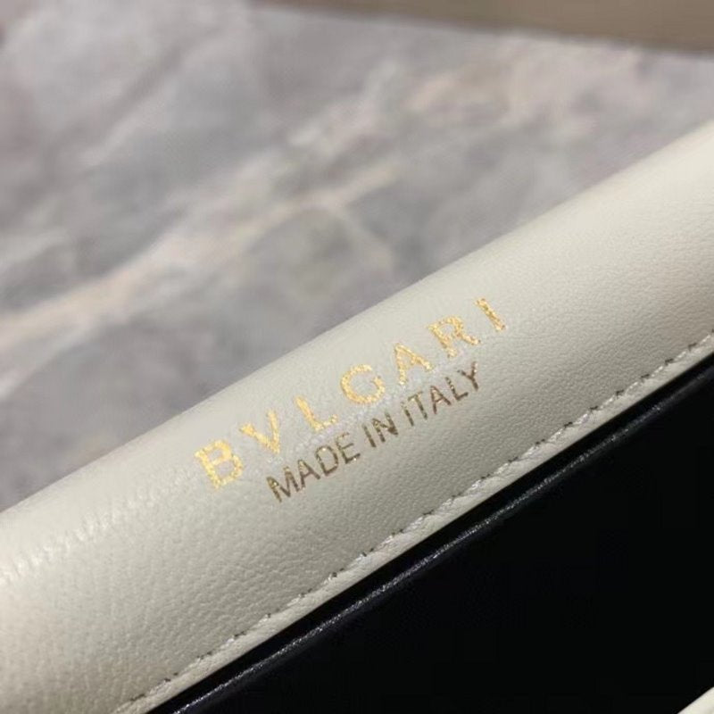 Bvlgari White Serpenti Forever Shoulder Bag BVGR00332