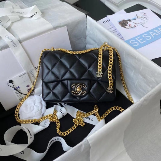 Chanel Black Flap Bag BCH00758