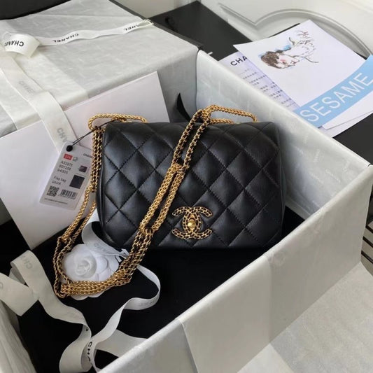Chanel Black Flap Bag BCH00772
