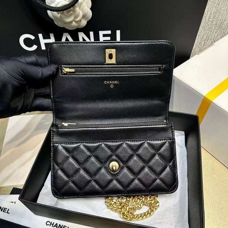 Chanel Camellia Bag BGMP1232