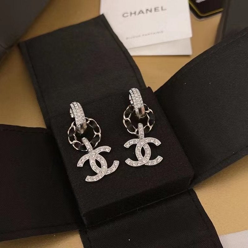 Chanel Diamond Earrings JWL00624