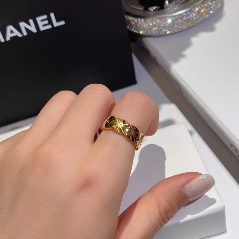 Chanel Diamond Plaid Ring JWL00809