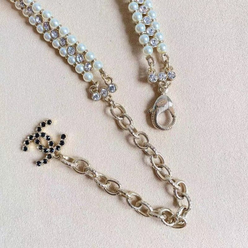 Chanel Pearl Necklace JWL00525