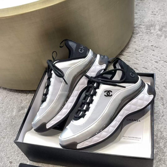 Chanel Sneakers SHS05330