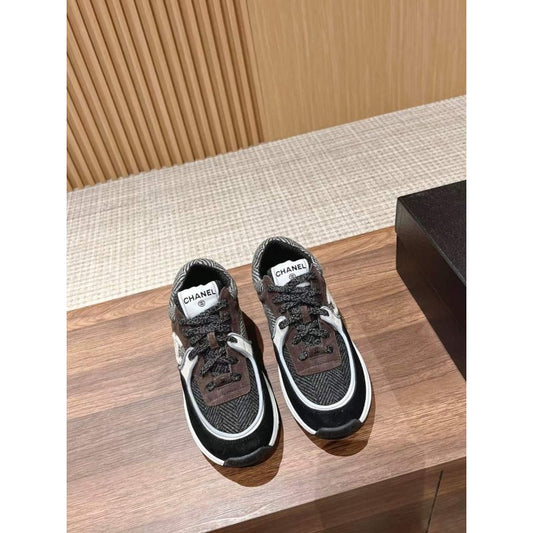 Chanel Sneakers SHS05347