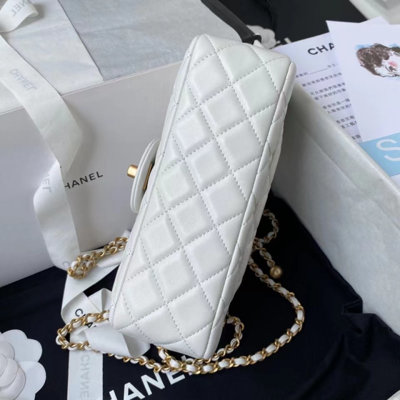 Chanel White Flap Bag BCH00761