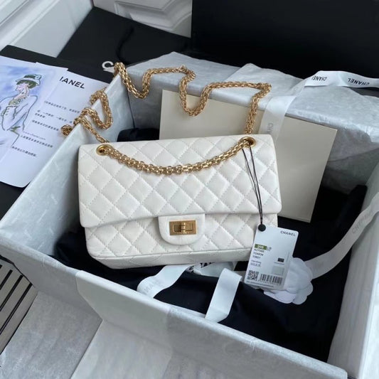 Chanel White Flap Bag BCH00763