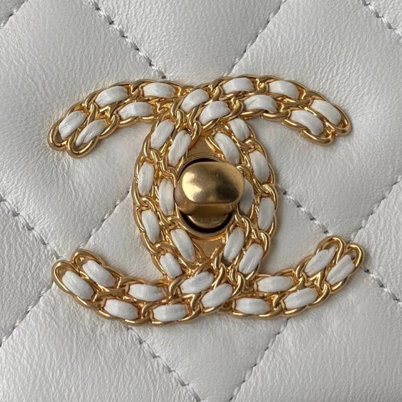 Chanel White Flap Bag BCH00775