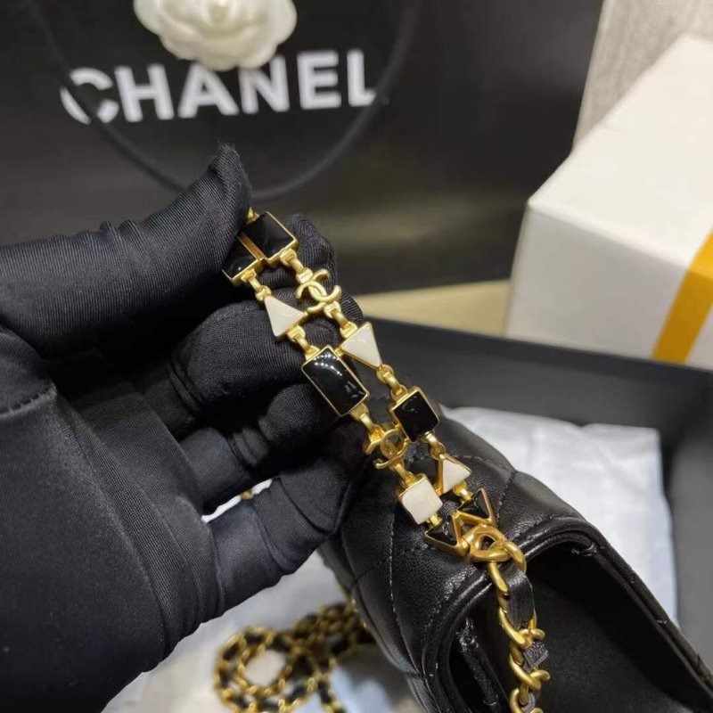 Chanel Buckle Hand Bag BG02137