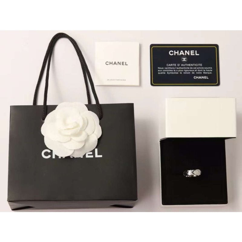 Chanel Diamond Ring JWL00186