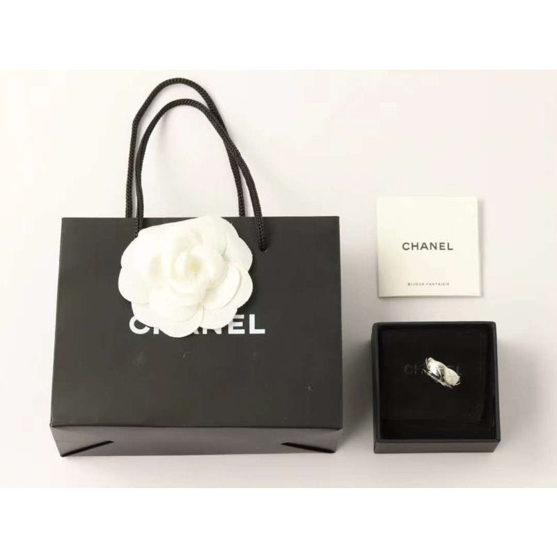 Chanel Diamond Ring JWL00189