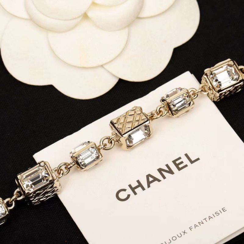 Chanel Double C Necklace JWL00212