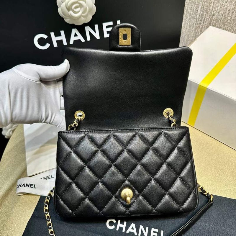 Chanel Flap Bag BG02143