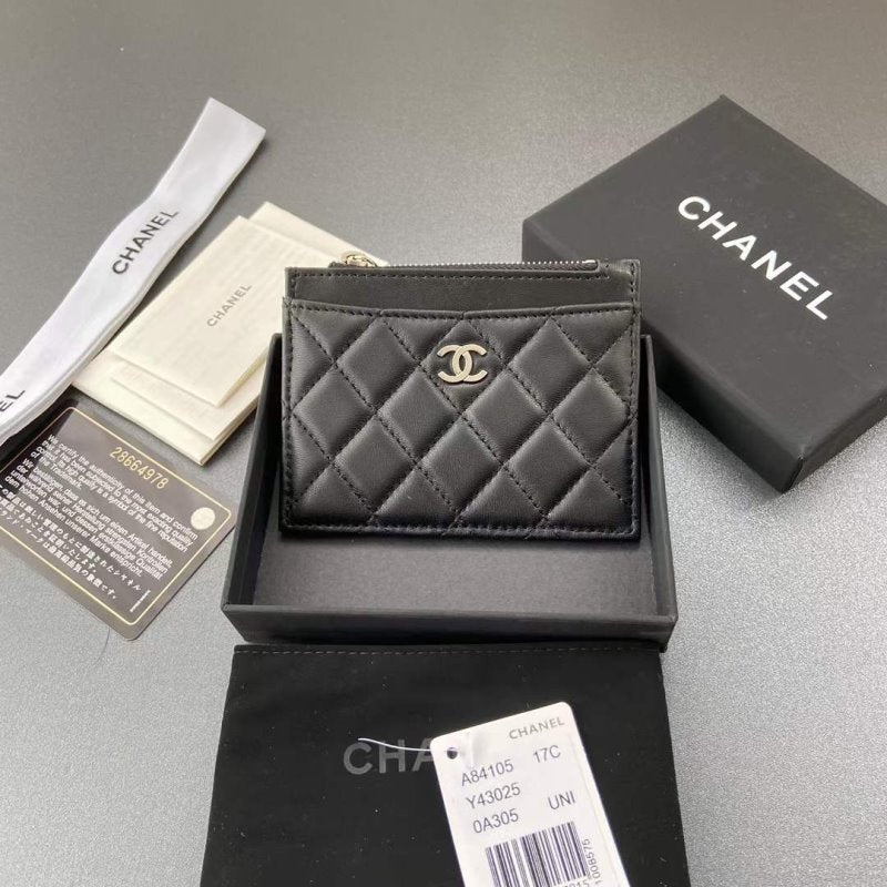 Chanel Leather Wallet WB001284