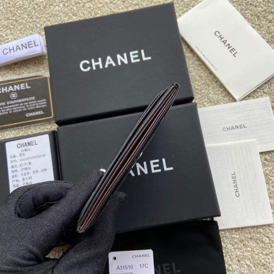 Chanel Leather Wallet WB001291