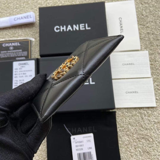Chanel Leather Wallet WB001293