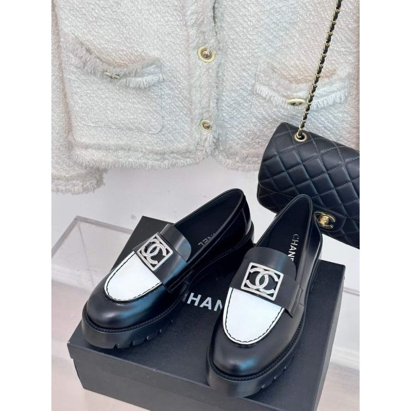 Chanel Loafers SH00066