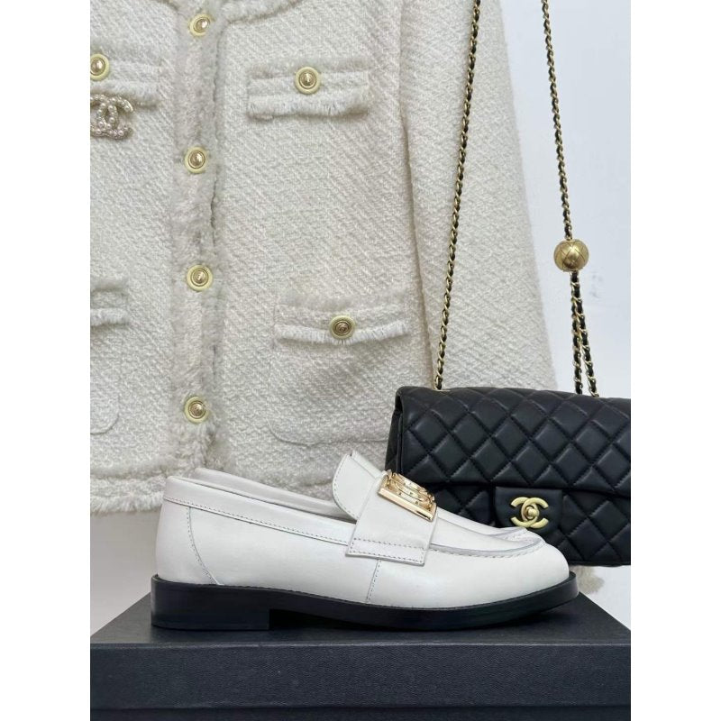 Chanel Loafers SH00069