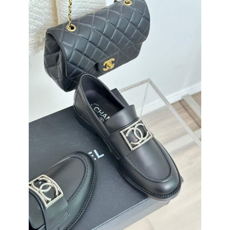 Chanel Loafers SH00070