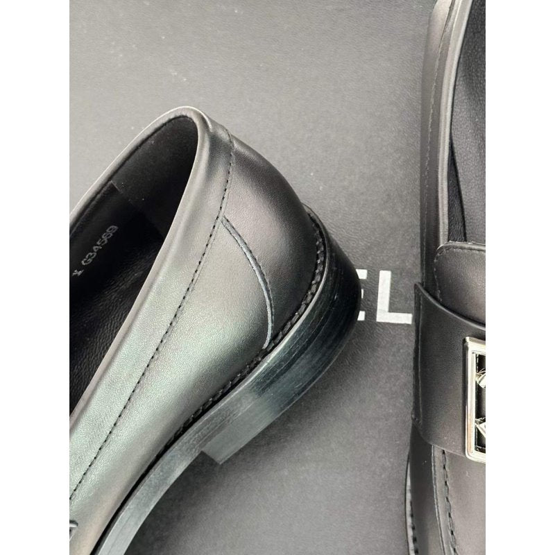 Chanel Loafers SH00070