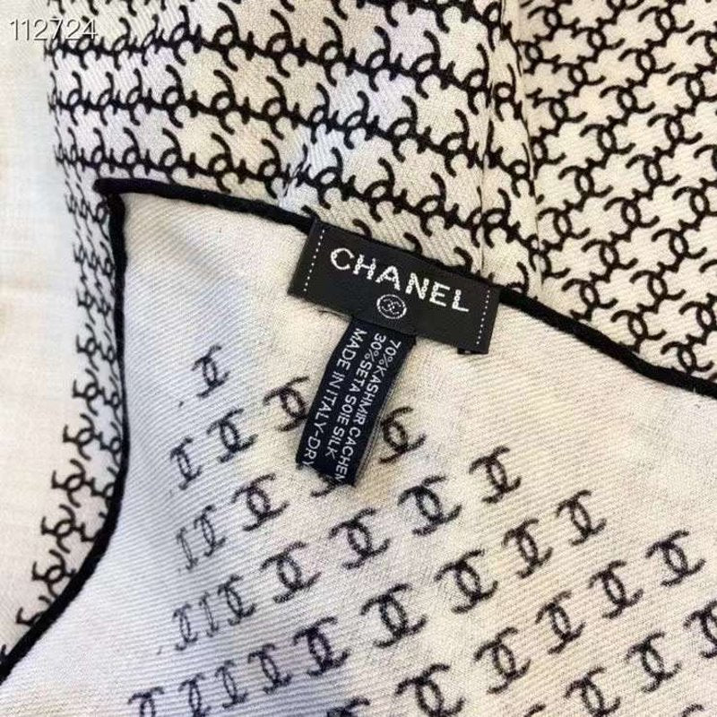 Chanel Silk and Cashmere Scarf SS001216