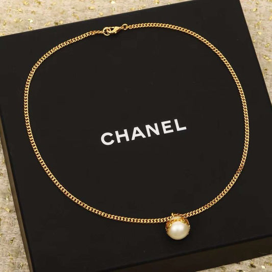 Chanel Vintage Necklace JWL00214