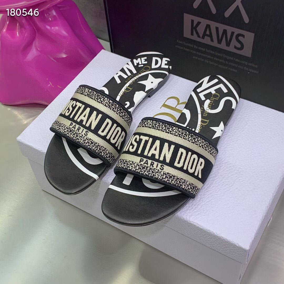 Dior  Flat Sandals SHS03641