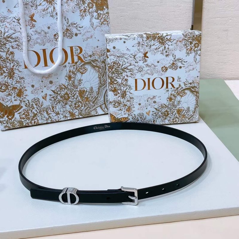 Dior Montaigne Loop Belt  WB001211