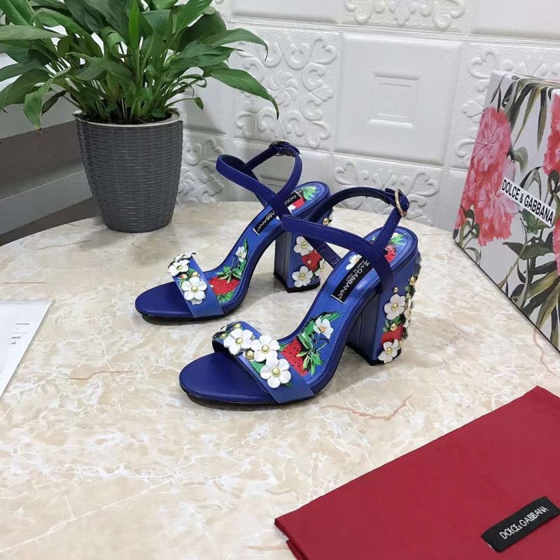 Dolce and Gabbana Flower Chunky Heel Sandals SHS05383