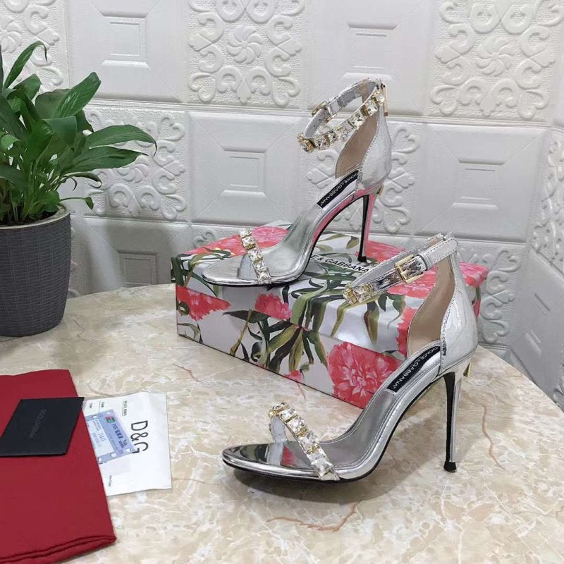 Dolce and Gabbana Flower Chunky Heel Sandals SHS05389
