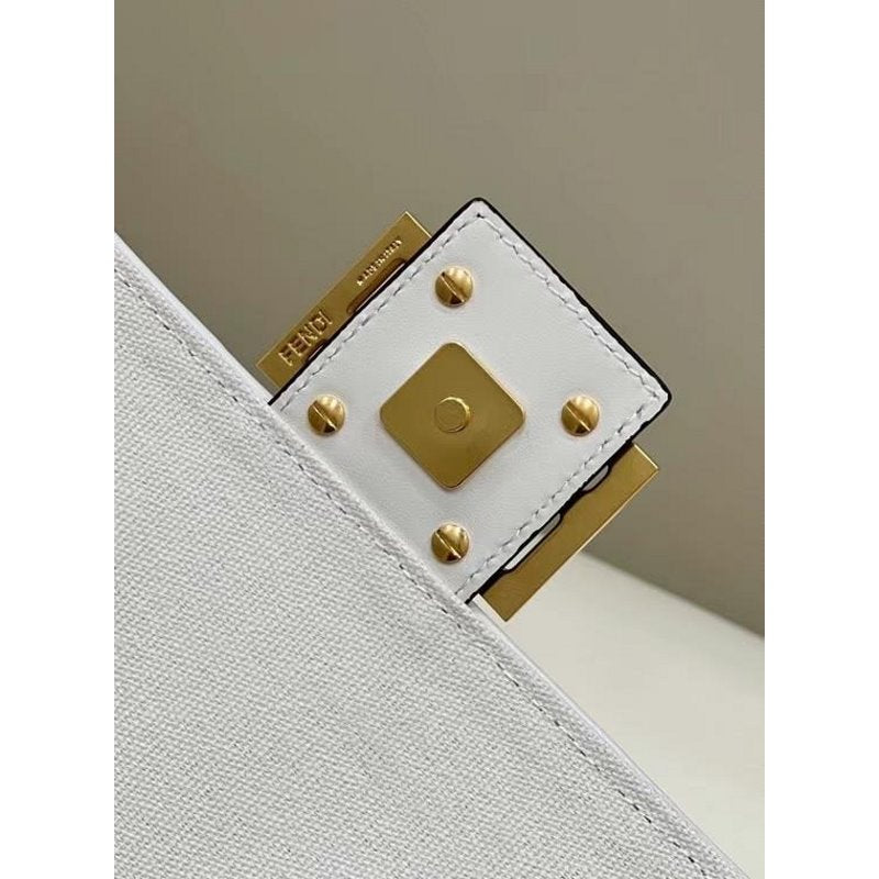 Fendi Baguette Shoulder Bag BGMP0833