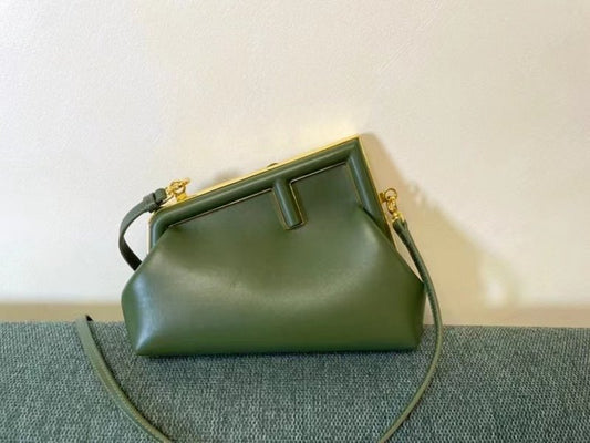 Fendi Green Leather Bag BFND9948