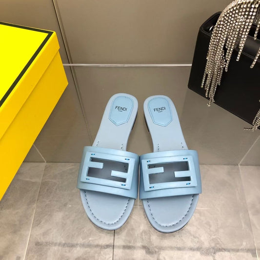 Fendi Leather Slides SHS03547