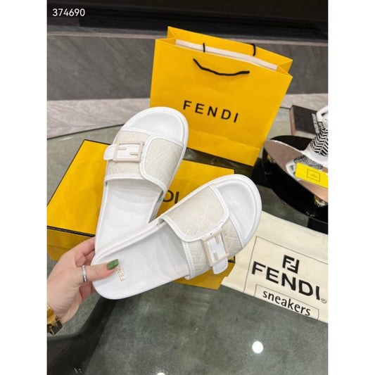 Fendi Slippers SHS05132