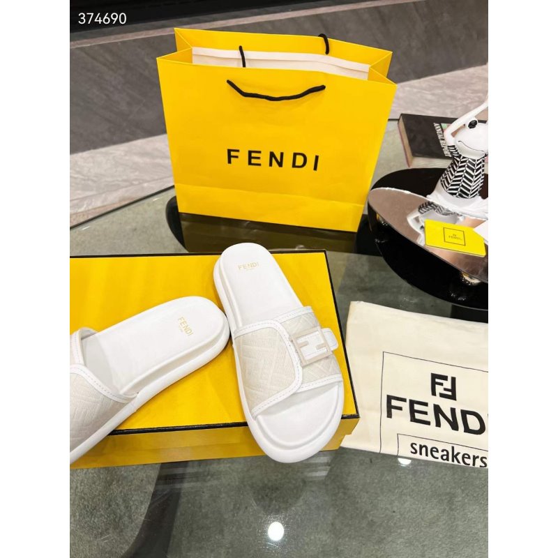 Fendi Slippers SHS05132