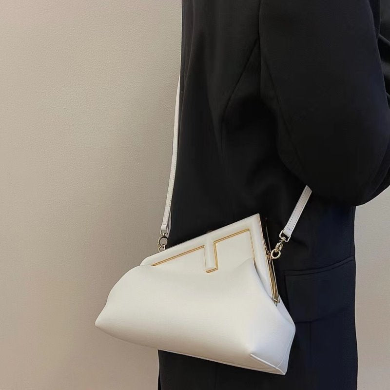 Fendi White Small Leather Bag BFND9911