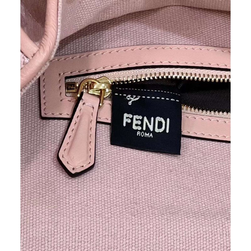 Fendi Classic Baguette Hand Bag BG02070