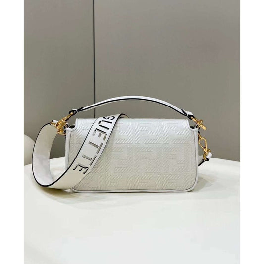 Fendi Classic Baguette Hand Bag BG02071