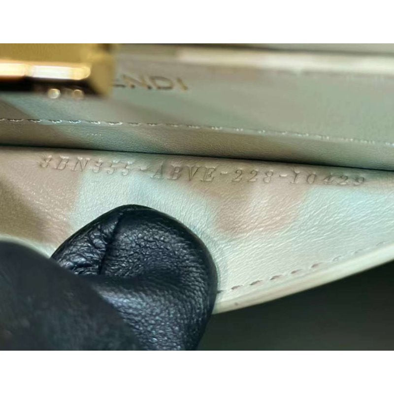 Fendi Peekaboo Hand Bag BG02008
