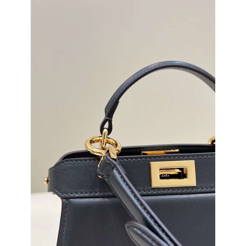 Fendi Peekaboo Hand Bag BG02009