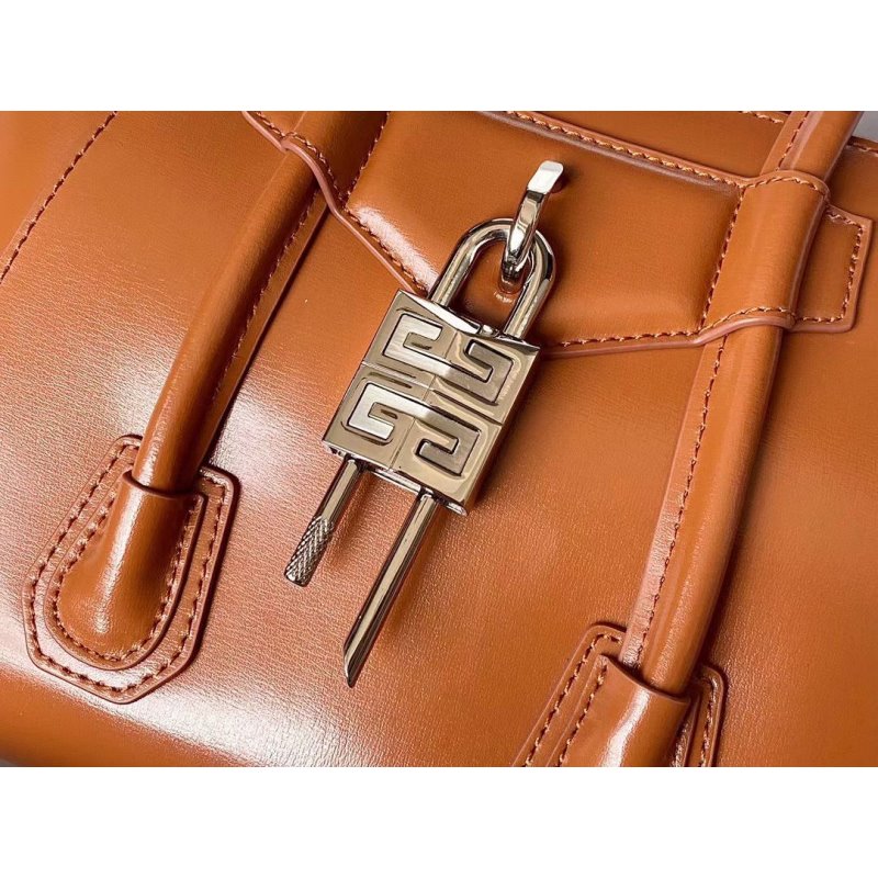 Givenchy Antigona Lock Bag BGV00154