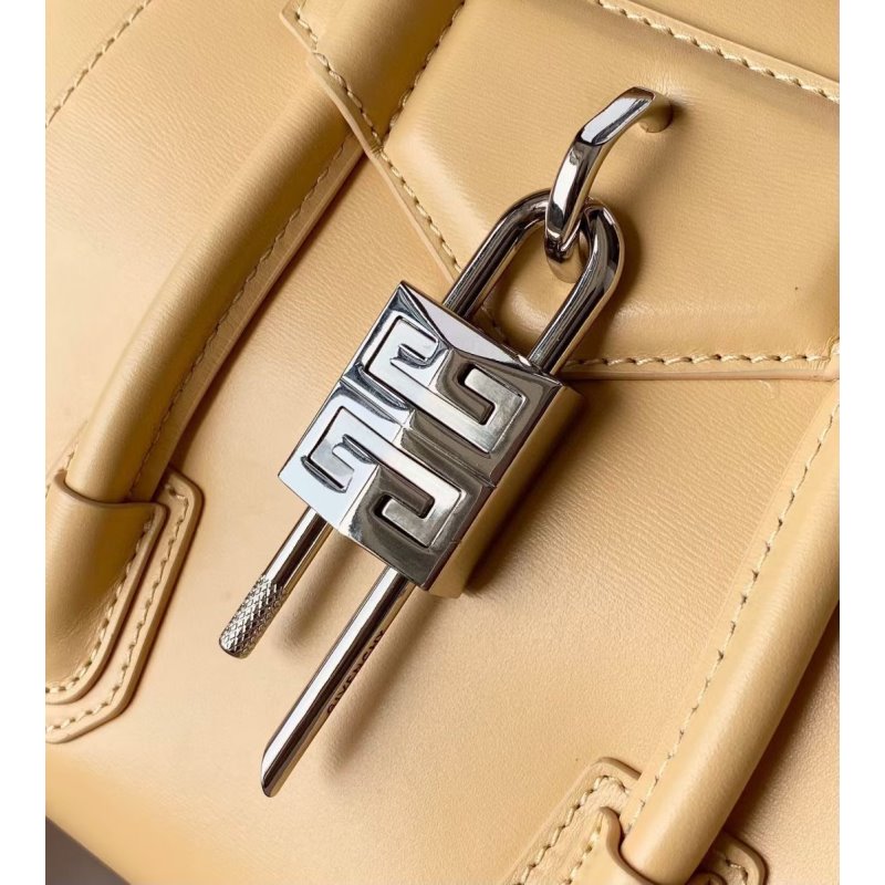 Givenchy Antigona Lock Bag BGV00157