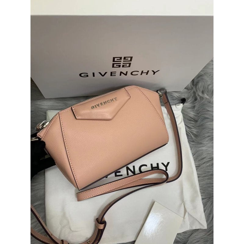Givenchy Mini Antigona Bag BGV00145
